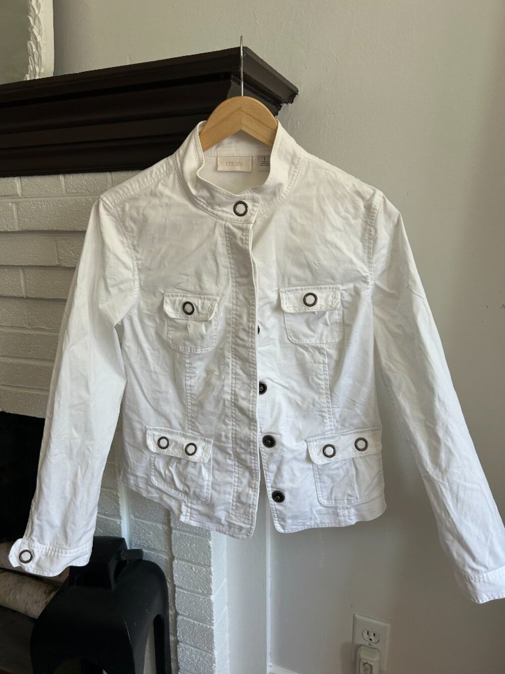 Chico's White Cotton Jacket Size 1 (medium)